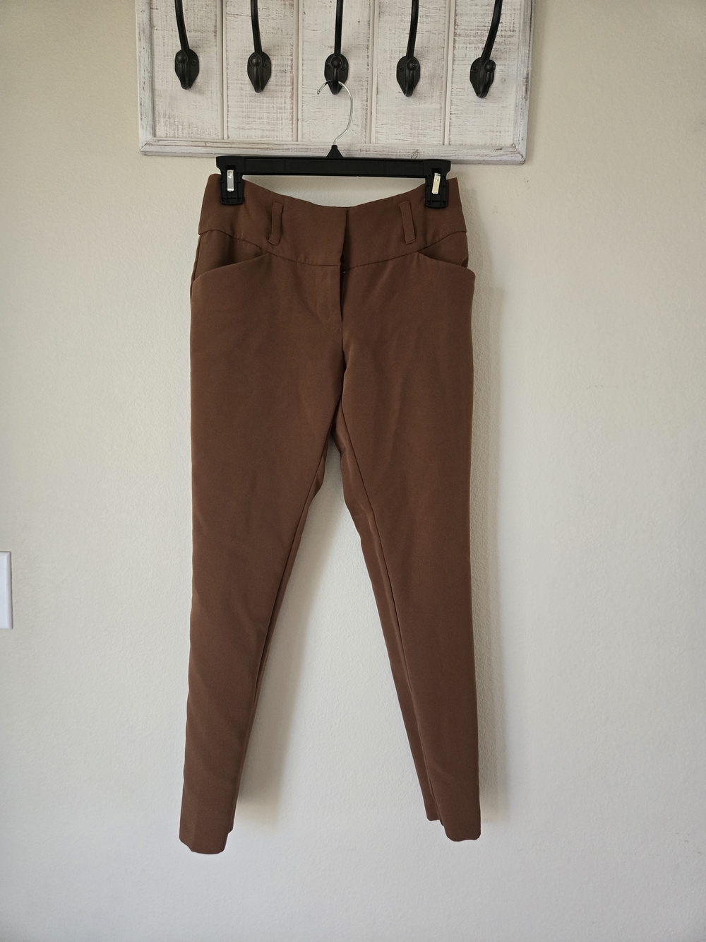 Women's Ankle Pants in Brown